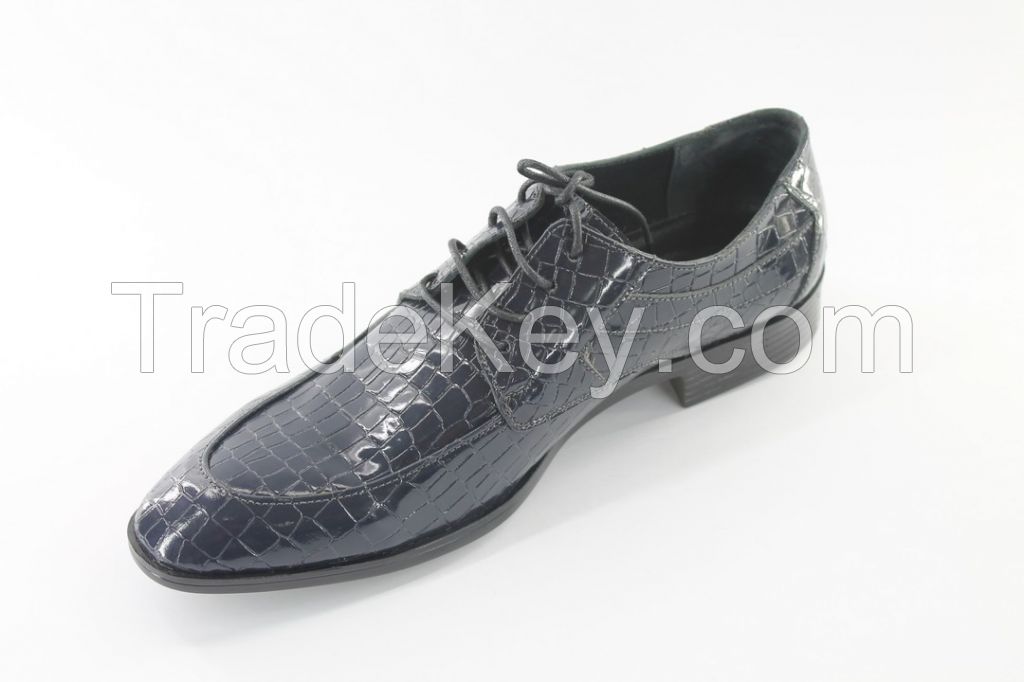 Office shoes model D205