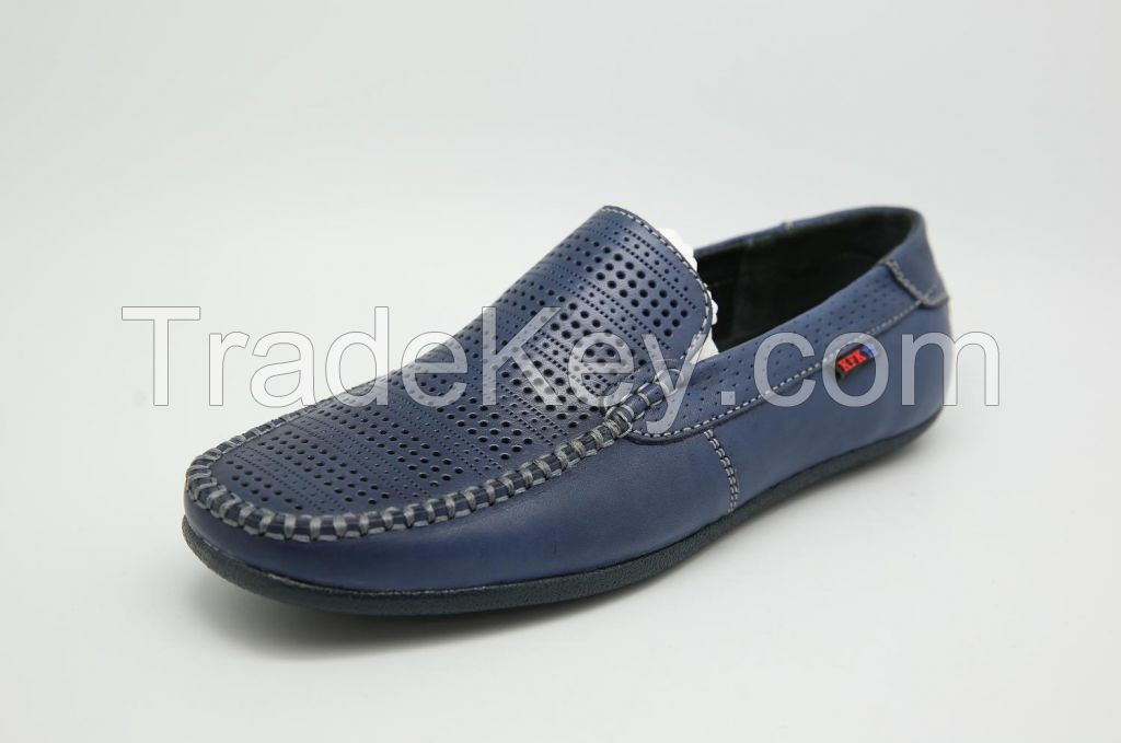 Summer moccasin model 5L244