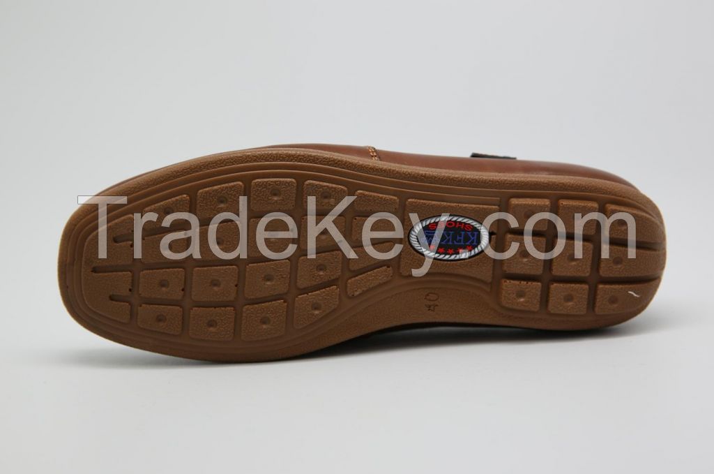 Summer moccasin model 5L243