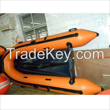 assault boat , fishing boat , drift boat , banana  boat