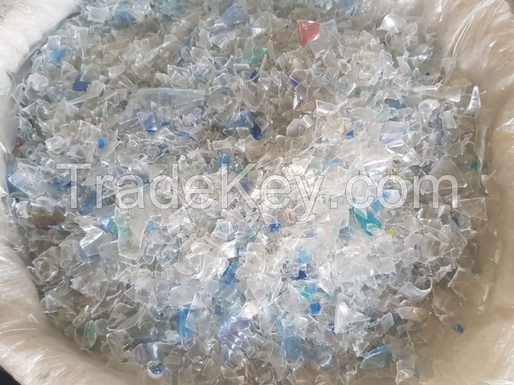 Hot washed 100% clear PET bottle scrap