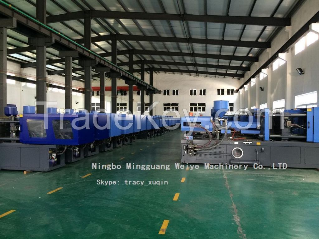 Pipe fitting injection molding machine 268Ton