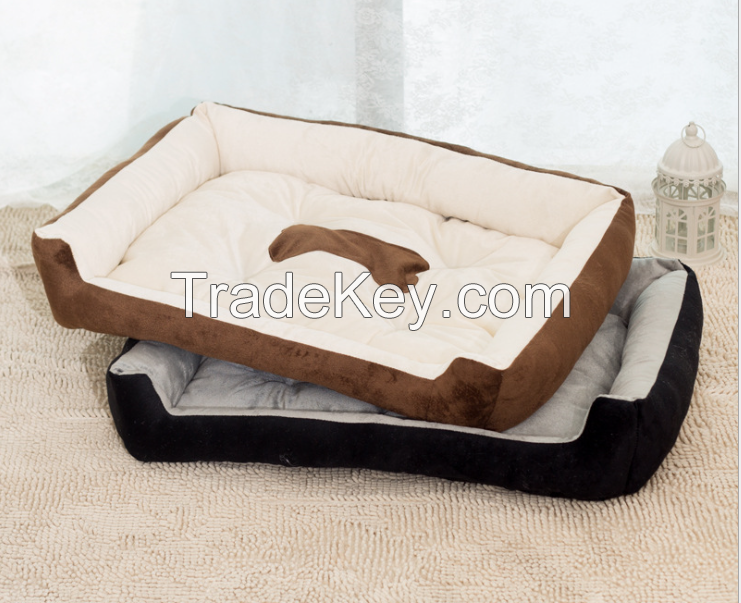 Short plush/PP cotton/Anti-slip point plastic sheeting Dog bed car bed with accessories