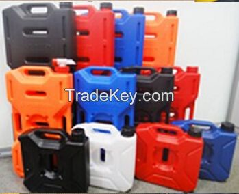  NEW truck parts Multi-functional jerry can used as sand track lift jack base 5 liter jerry can