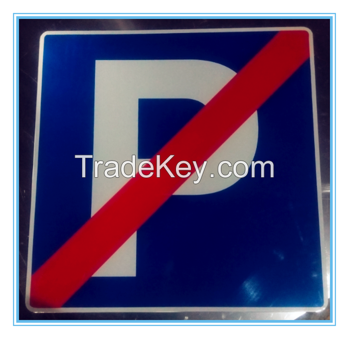 Angola road traffic regulatory sign, road traffic regulatory signal