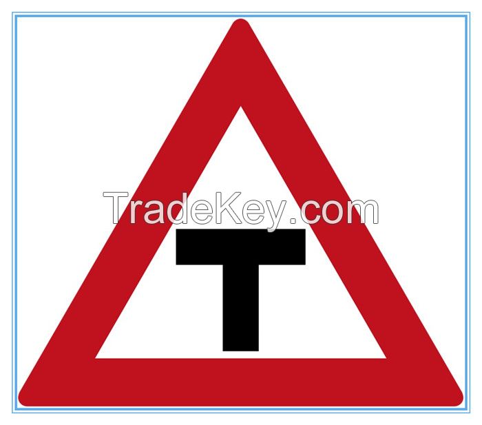 Botswana road traffic T junction sign, Botswana road traffic T junction signal