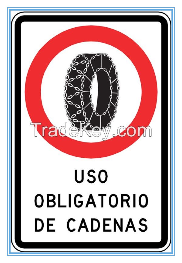 Chile road traffic snow chains mandatory sign in Spanish, Chile road traffic snow chains mandatory signal in Spanish