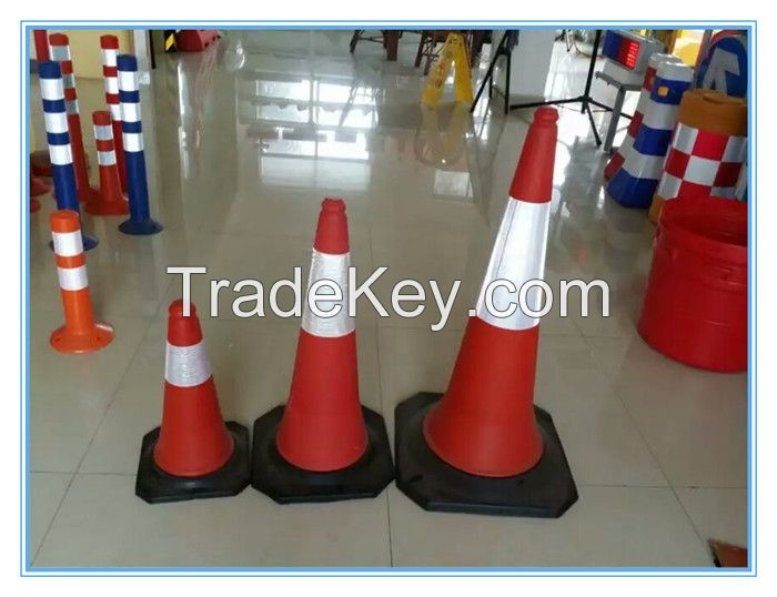 flexible road cone with rubber bottom, PVC flexible traffic cone with rubber bottom