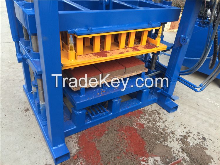 QT4-30 diesel block machined from solid hollow paving type block forming machine