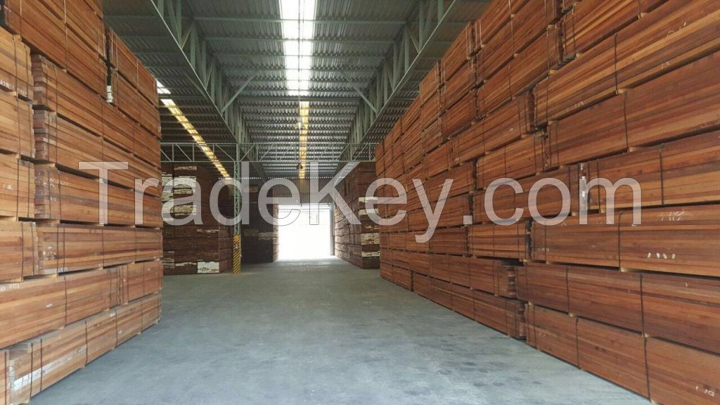 Mahogany from Brazil 12300 Cubic feet of grades A, B, C and D
