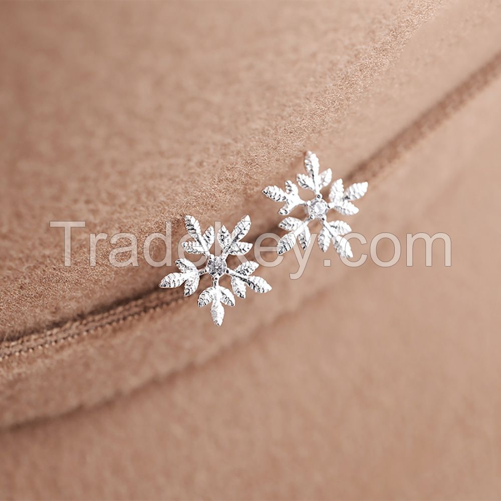 Dormy Story 925 sterling silver modern snowflower with drill stud earr