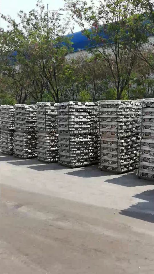 Top quality manufacturer of aluminum alloy ingots  ADC 12