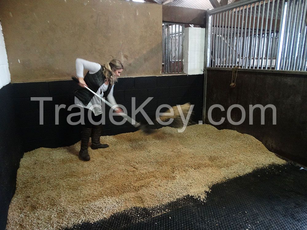 Horse Bedding Wood Pellets