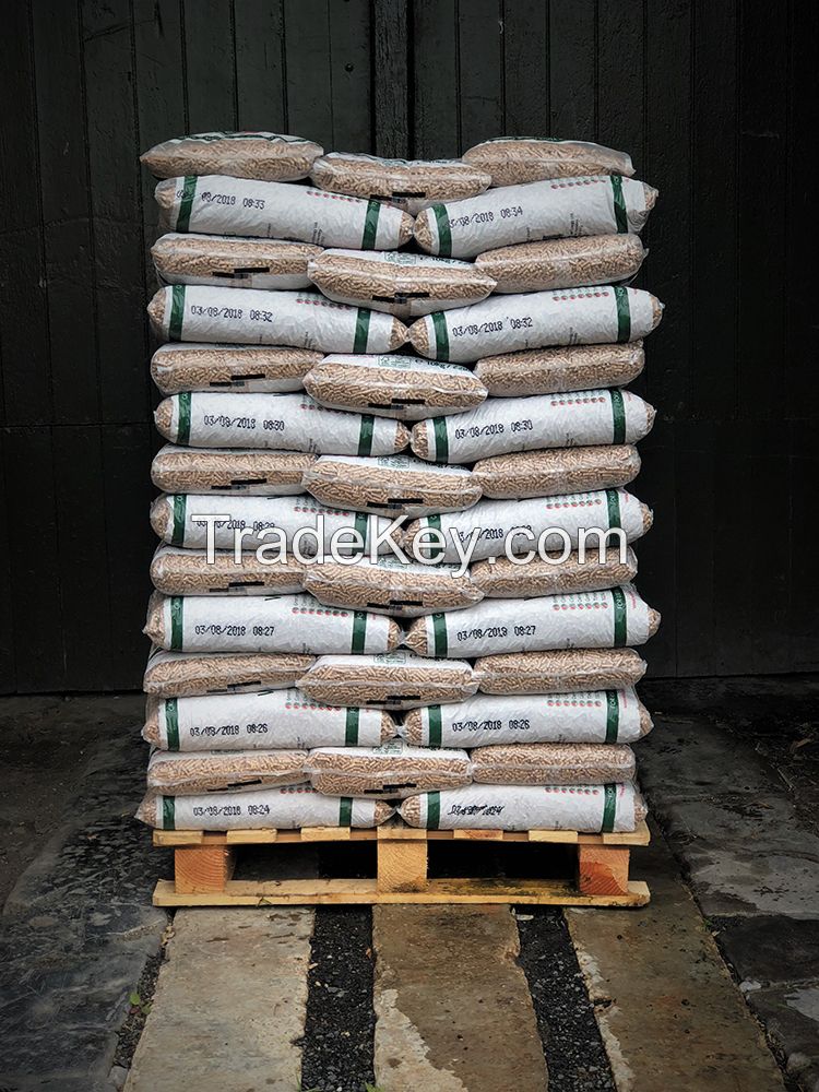 Horse Bedding Wood Pellets