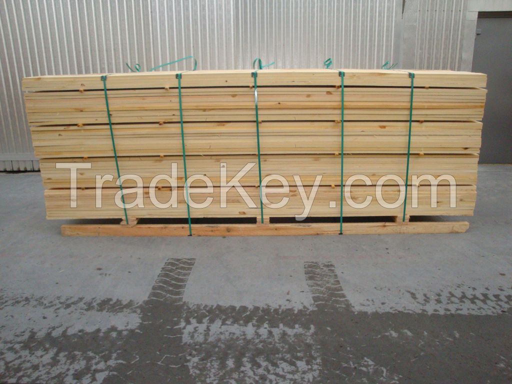 KD pine sawn timber