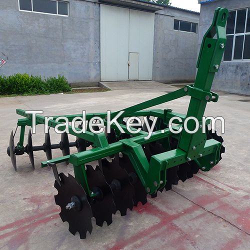 Hinge offset disc harrow