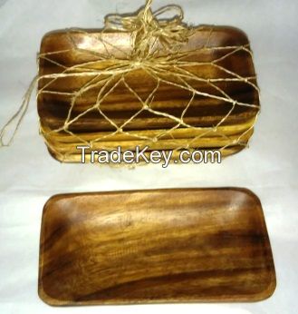 ACACIA WOODEN TABLEWARE