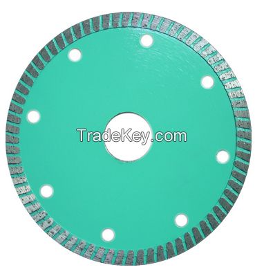 Diamond saw blade for cutting concrete, masory and tile