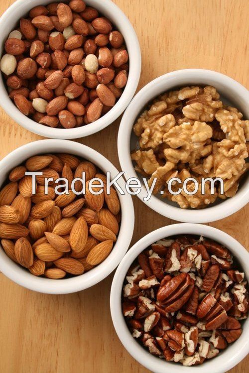 Best Quality Almond Nuts / Raw Natural Almond Nuts / Organic Bitter Almonds