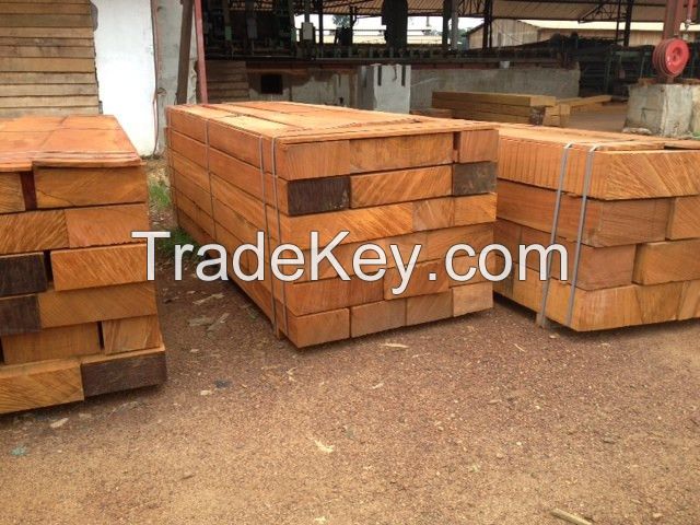 IROKO round wood logs from Africa