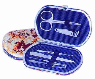manicure sets in mini handbag