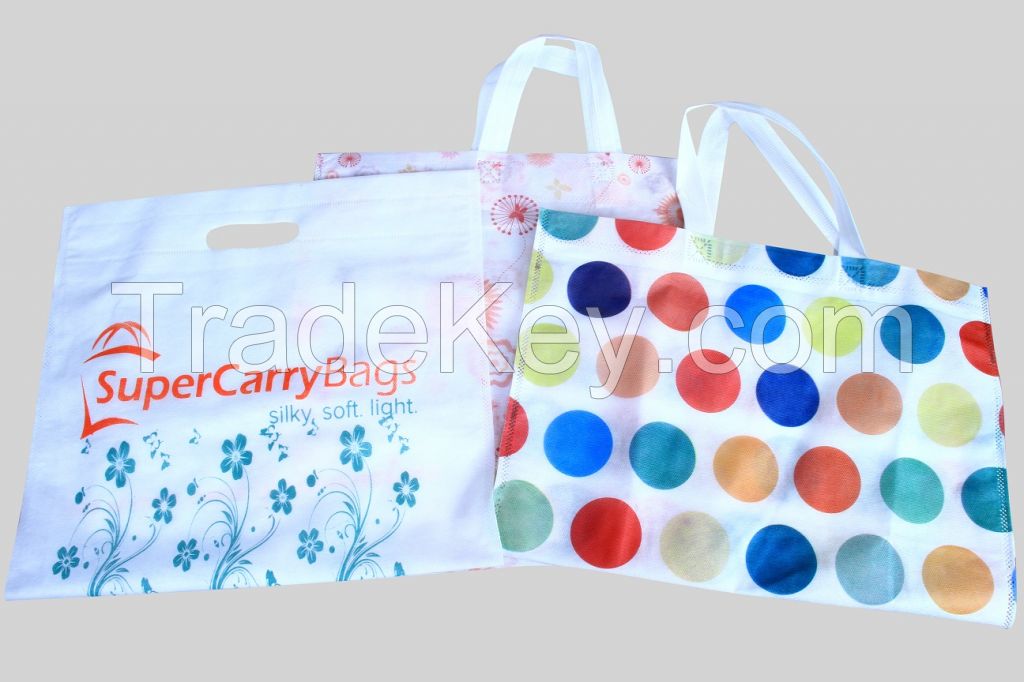 W Cut, U- Cut, D- Cut Non woven Fabric bags