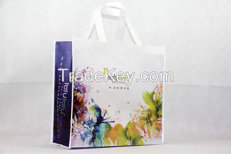 non woven bags,cooler bags, shopping bags, exhibition totes, gift totes and etc.