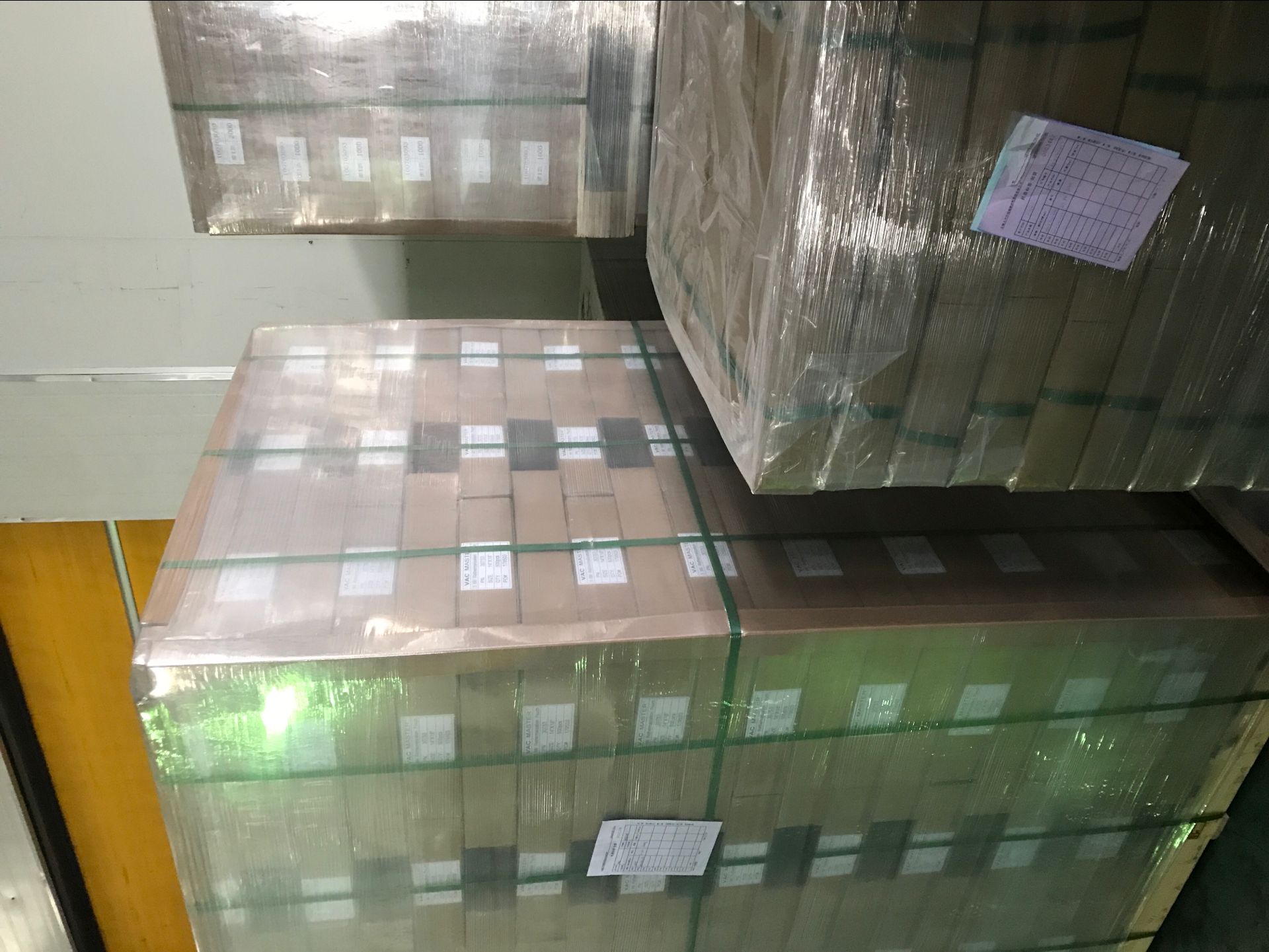    Multi-Layer Co-Extrusion Film For Food Packing