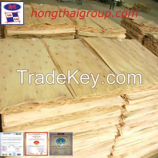 Cheap price good quality acacia / eucalyptus core veneer from reliable supplier in Vietnam