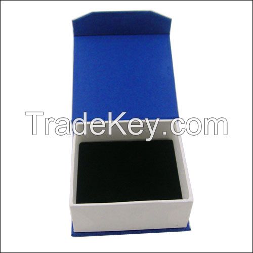 Luxury Paper hinged gift boxes