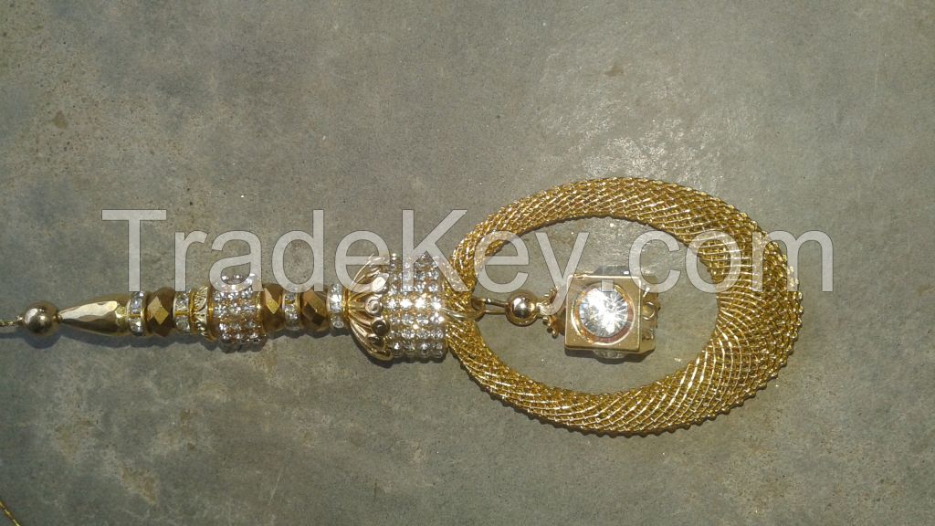 handicraft items, artificial jewellery, decorative, accessorises