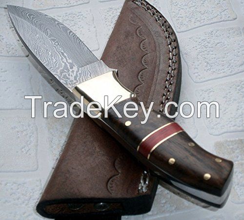Custom Handmade Damascus Steel Bushcraft Knife - Stunning Easy Grip Handle
