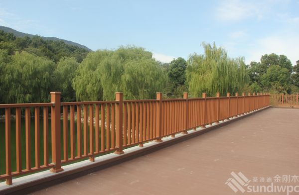 Weatherproof Outdoor WPC Fence /Railing