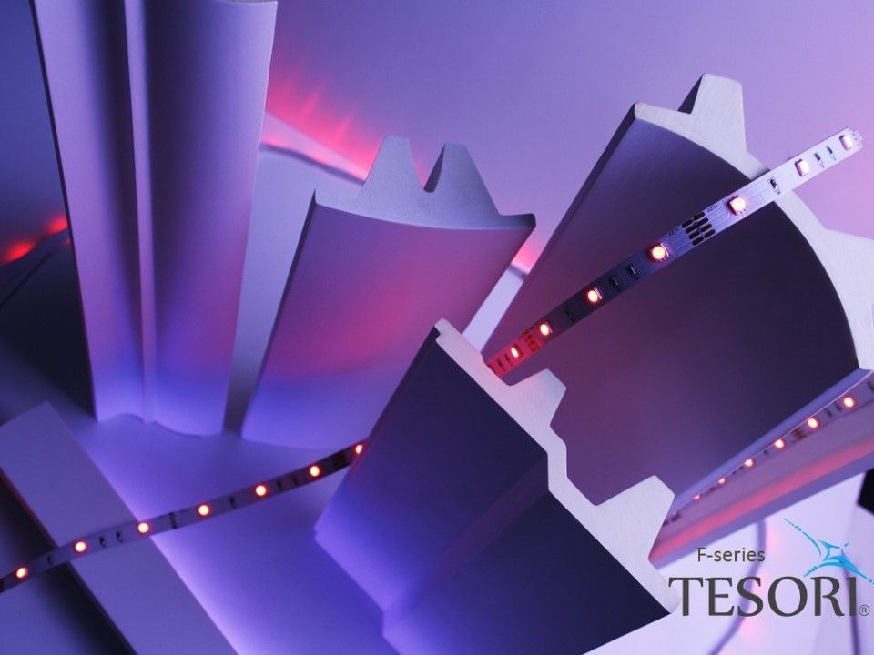Tesori F PU cornices for LED indirect lighting