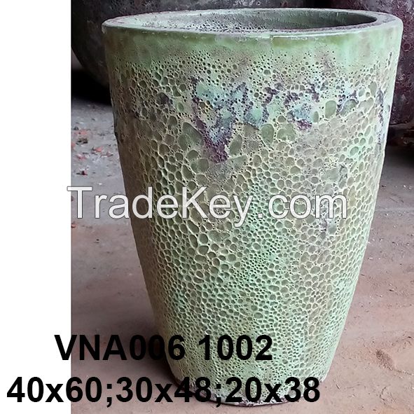 Vietnamese glazed pot