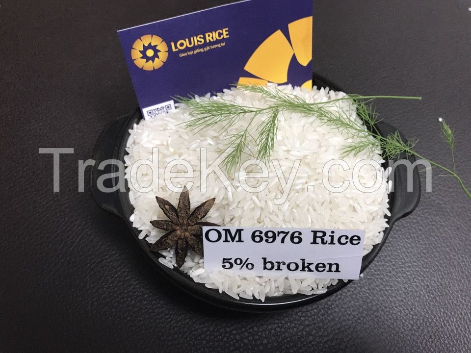 Vietnamese Long Grain White Rice 5% Broken (OM6976)