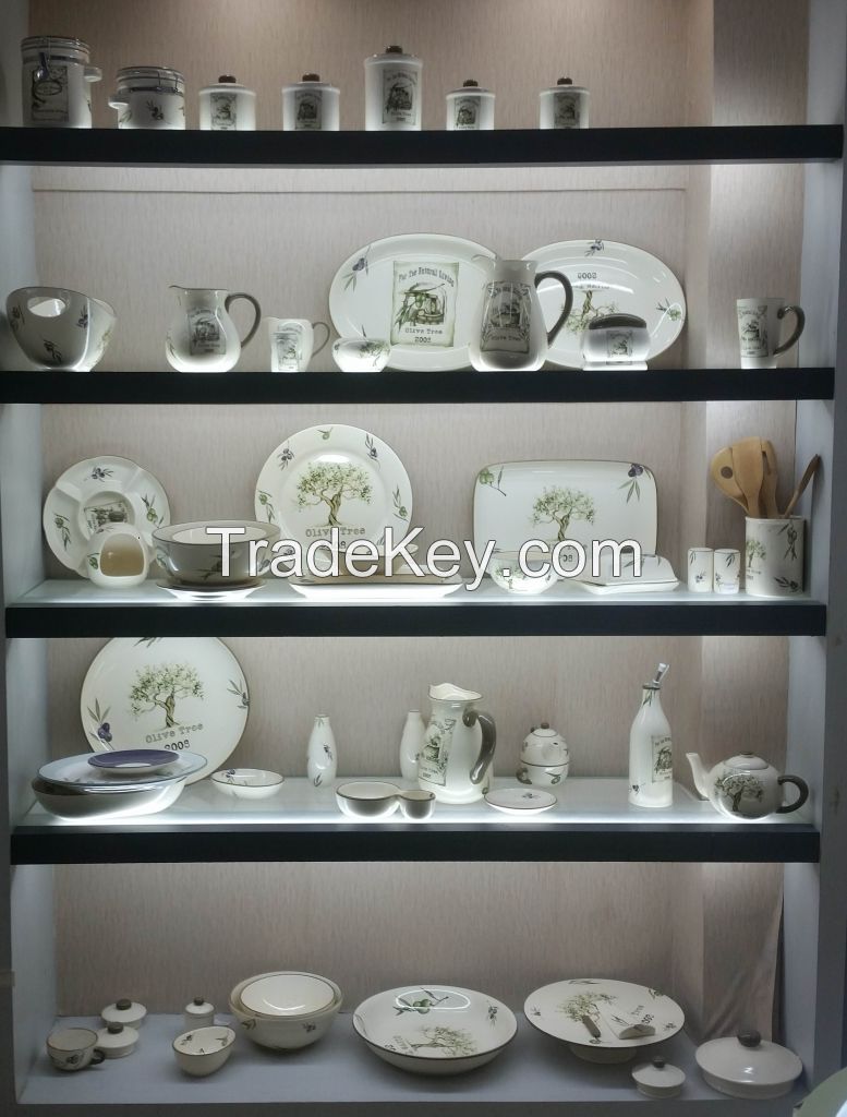 ceramice tableware, ceramic dinnerware, ceramic bowls, ceramic plates, ceramic gravy boats, sugar&amp;creamer pots, storage jars, platter