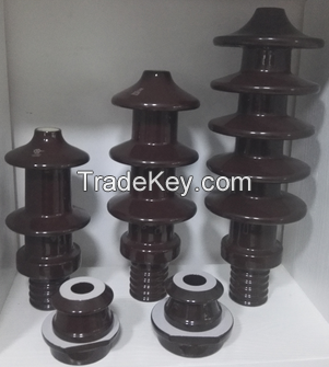 Porcelain insulator for transformer bushing