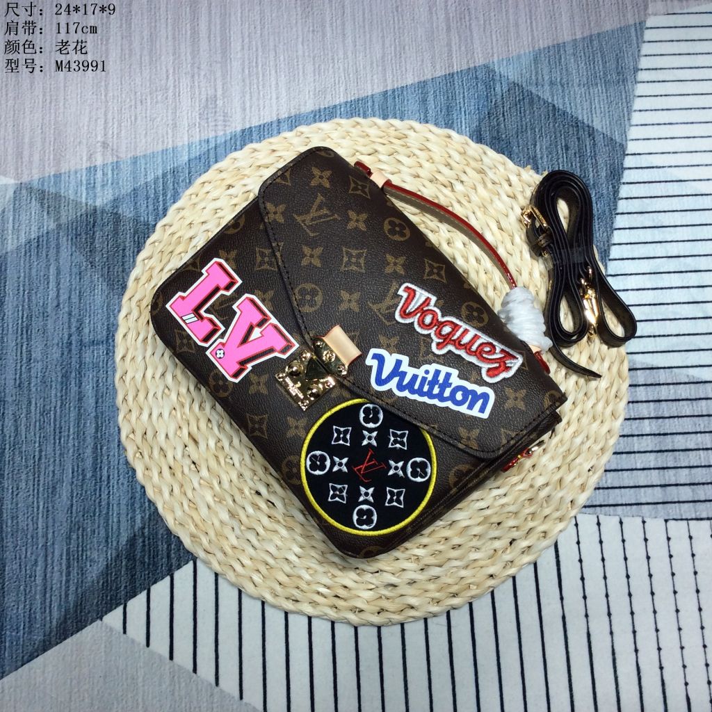 wholesale new  fashion  handbags mk, blackberry, guccci   