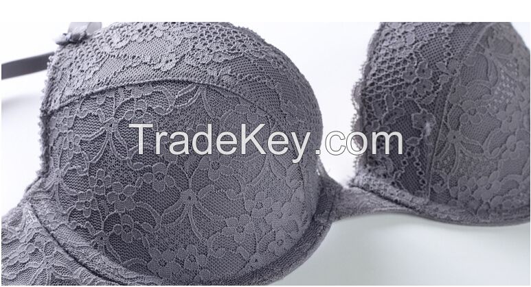 Lightly Lined Low-cut Uplift Bra Set