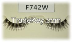 PURE WORLD EYELASH