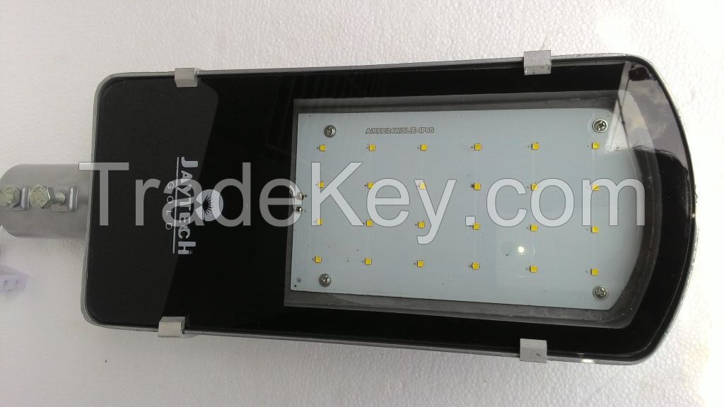 24 W LED STREET LIGHT