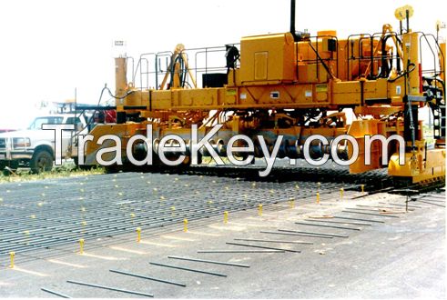 CONCRETE PAVING MACHINE