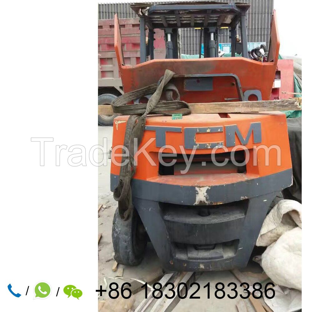 Japanese Used 4 ton Forklift TCM/TOYOTA in Shanghai