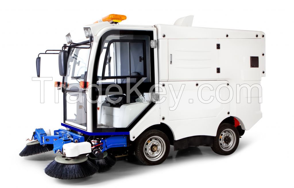 Multifunction mini street sweeper