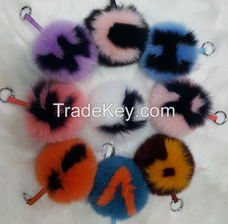 Pompoms Keychains,Skins of Rabbit fur ,Fox fur ,Raccoon fur,Faux fur,Mink fur,Sheepp fur