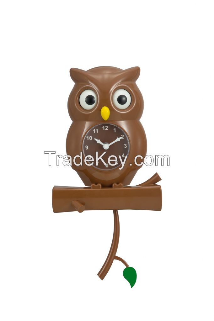 Dynamic Owl's wall clock