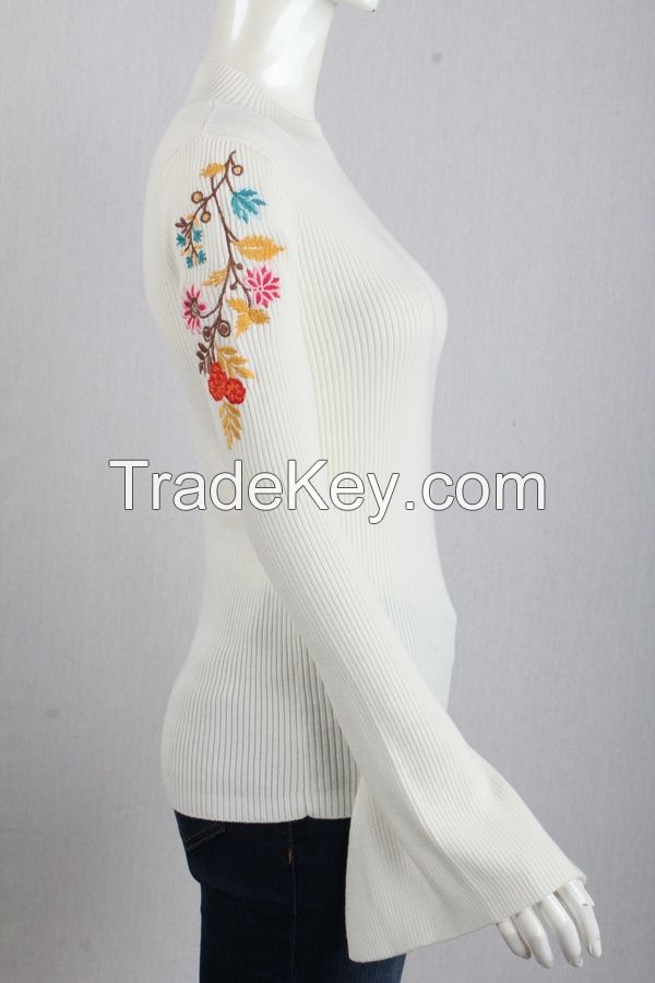 M71035 Flower Embroidery Ladies Knitting Pullover