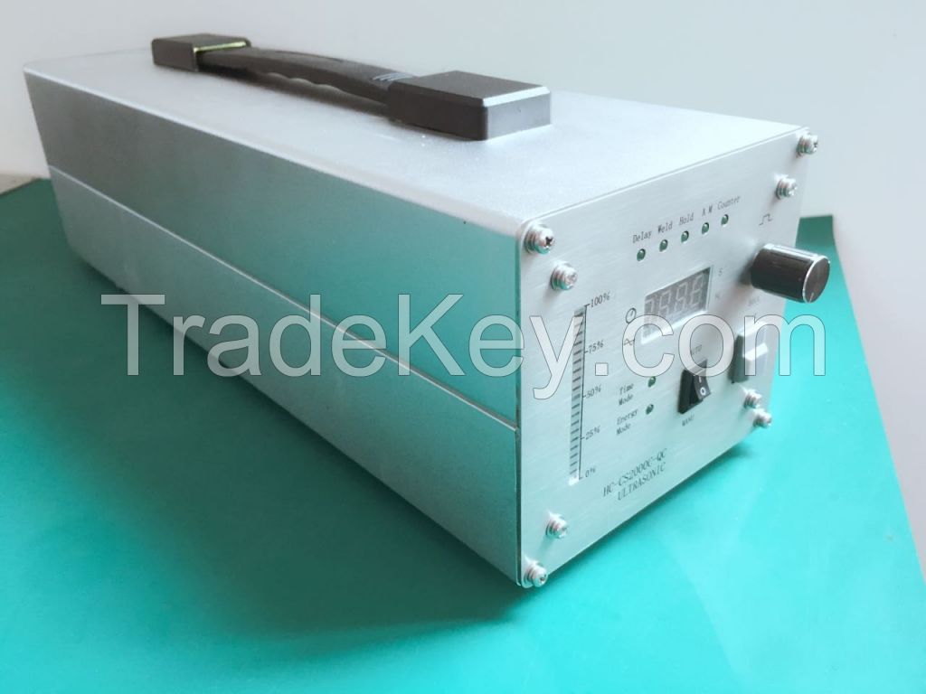 Ultrasonic plastic welding generator,