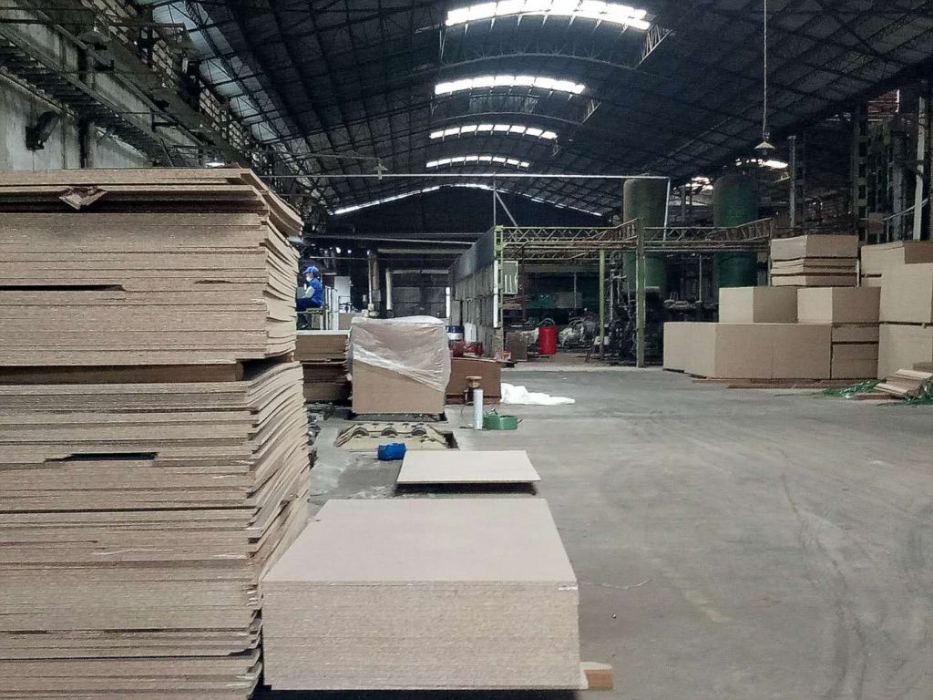 Board/Chipboard/Flakeboard for Building/Furniture1220x2440x18mmx16mmx25mm